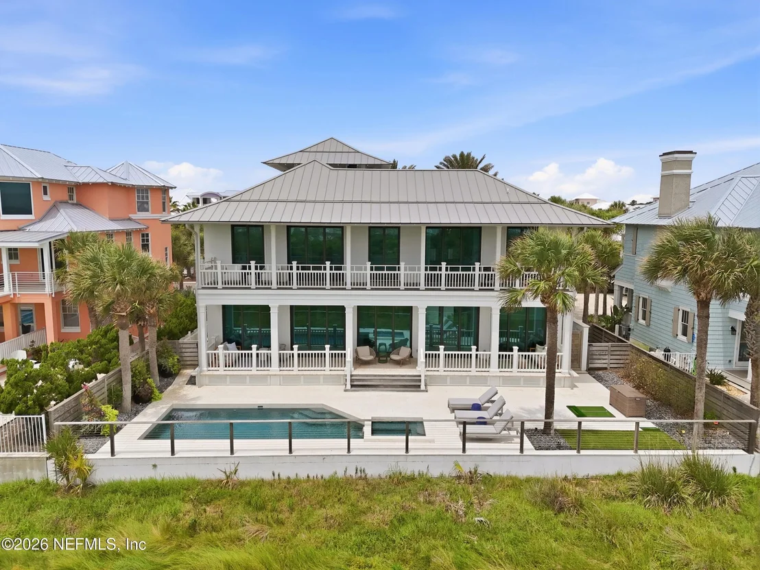 Photo of 688 OCEAN PALM Way