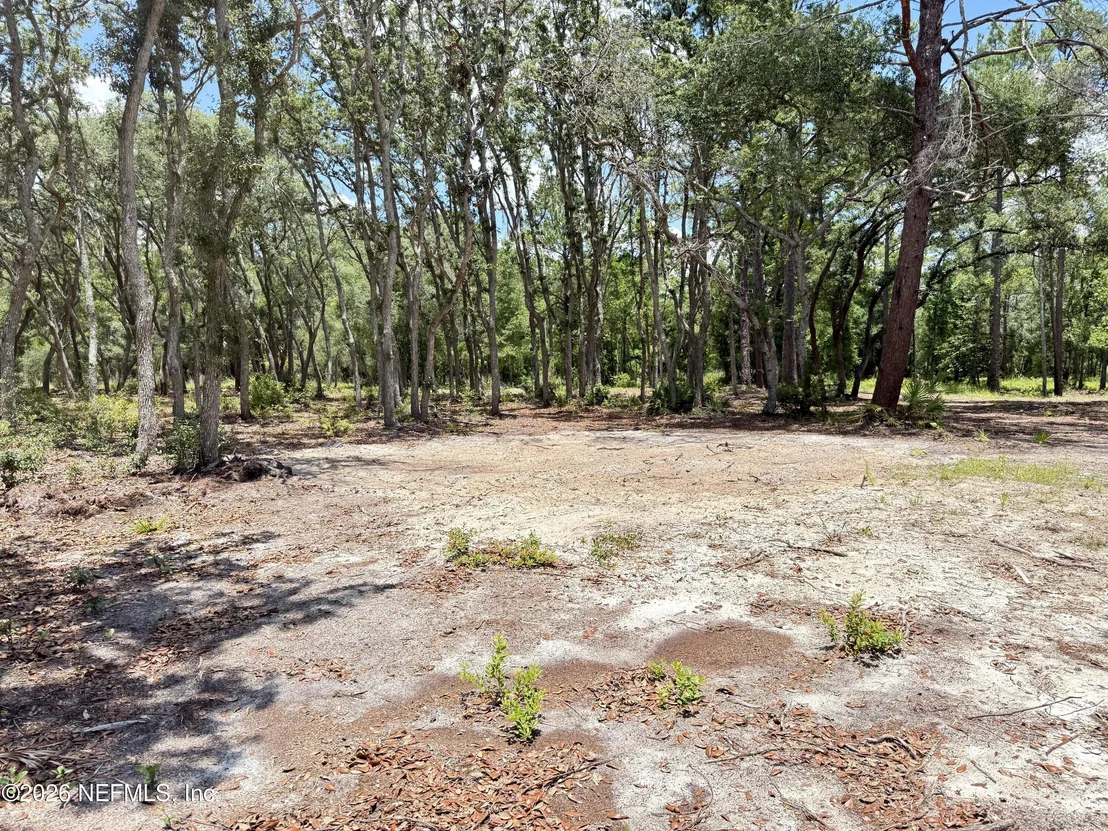 Photo of 438 CHAMBERLAIN Road
