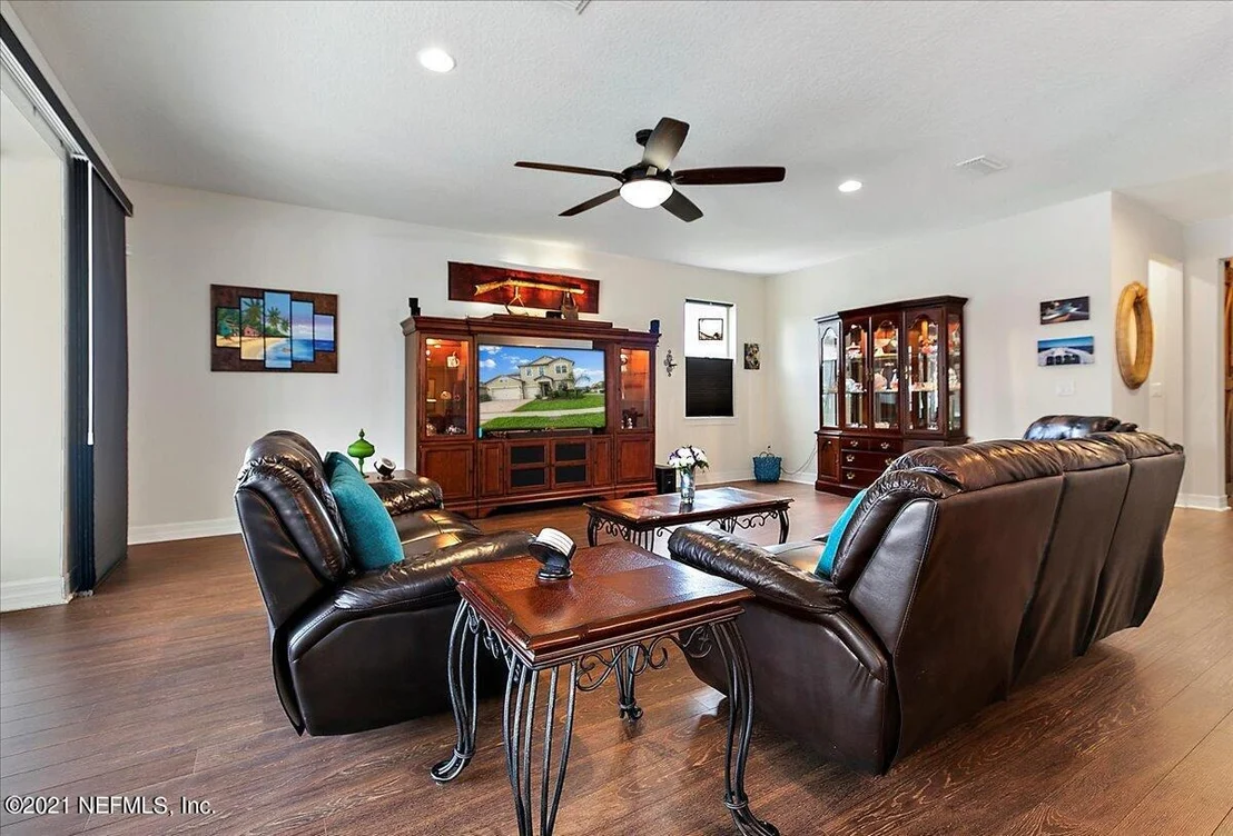 Photo of 16 MADELINE Court