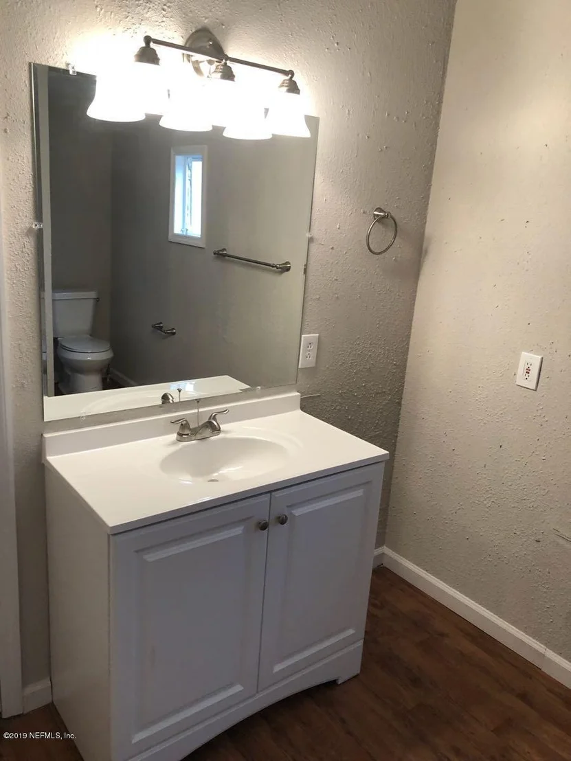 Photo of 7535 CANARY Road