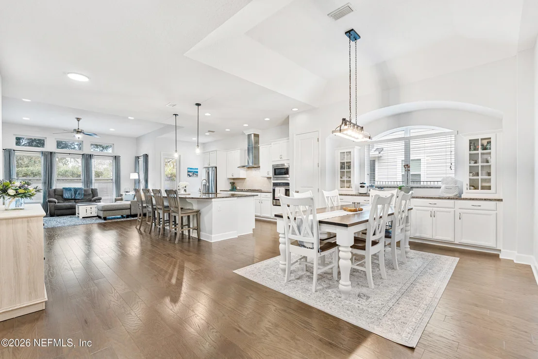 Photo of 55 PALISADE Drive