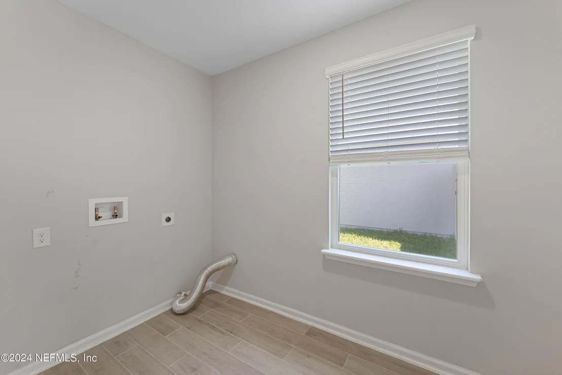 Photo of 65985 EDGEWATER Drive