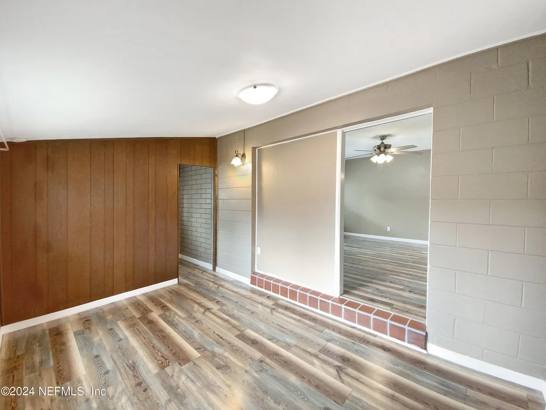 Photo of 7505 CENTAURI Road