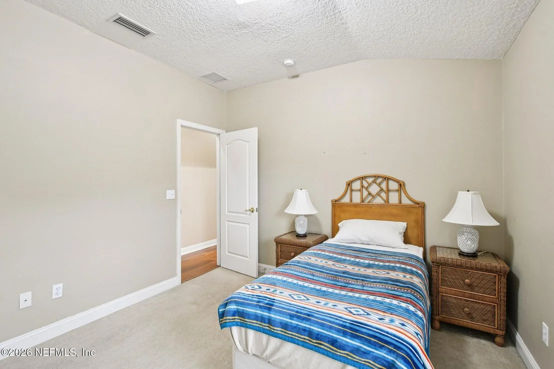 Photo of 145 LAKE RUN Boulevard