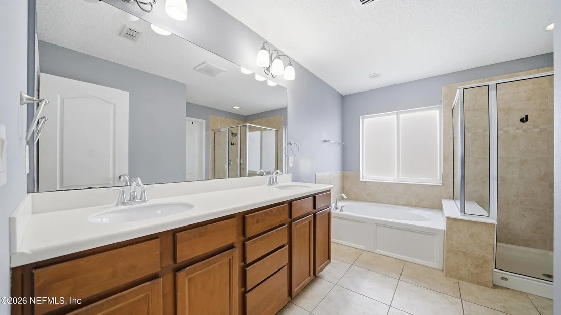 Photo of 650 BRIAR VIEW Drive