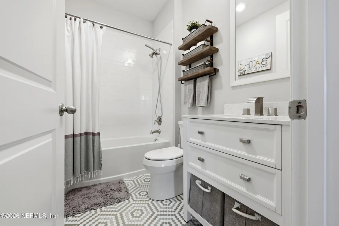 Photo of 187 ASHBURY Street