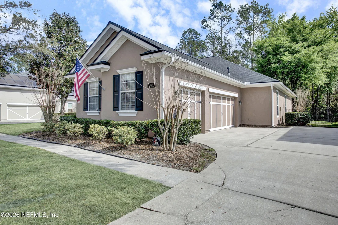 Photo of 1837 FOREST GLEN Way