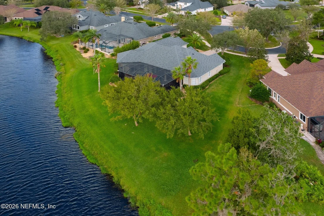 Photo of 700 PINECREST ISLE Court