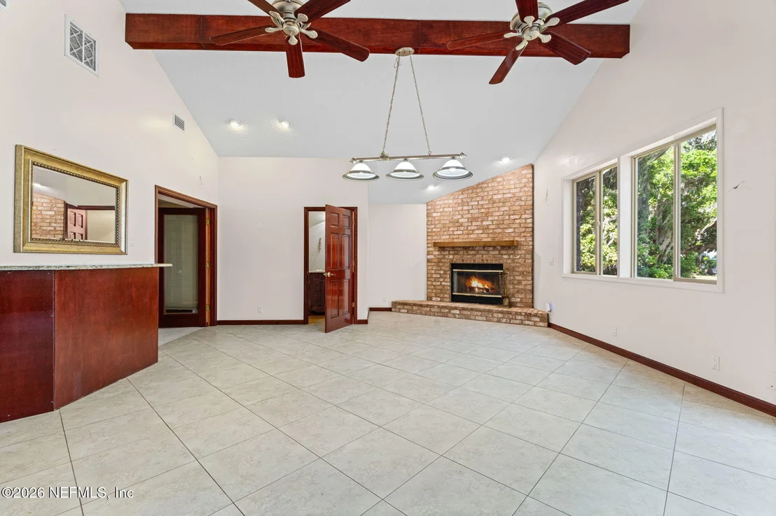 Photo of 4841 RAGGEDY POINT Road