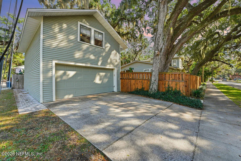 Photo of 12 NELMAR Avenue
