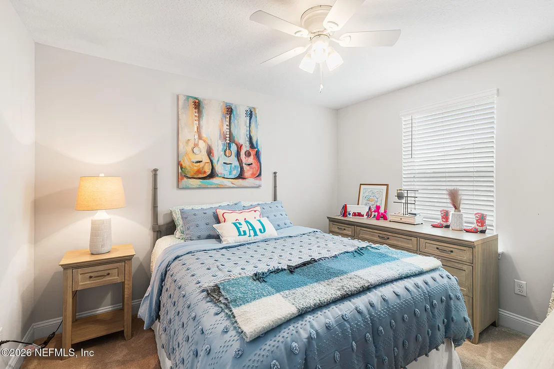 Photo of 428 BLUE HAMPTON Drive