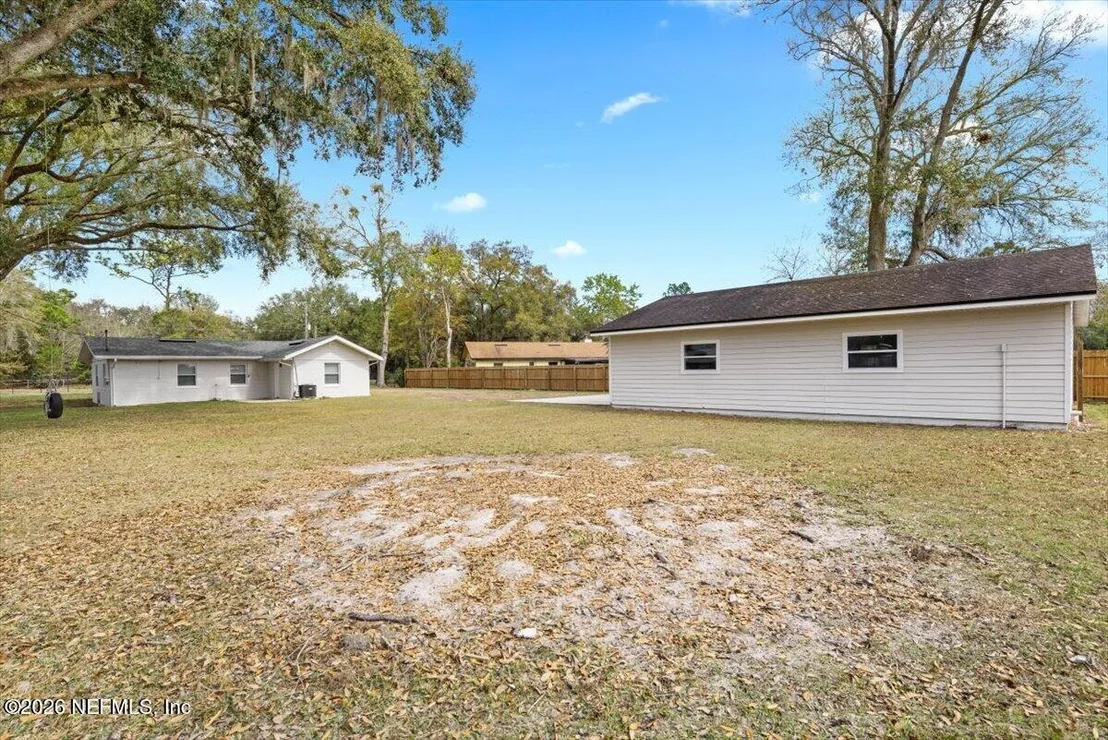 Photo of 9268 HIPPS Road