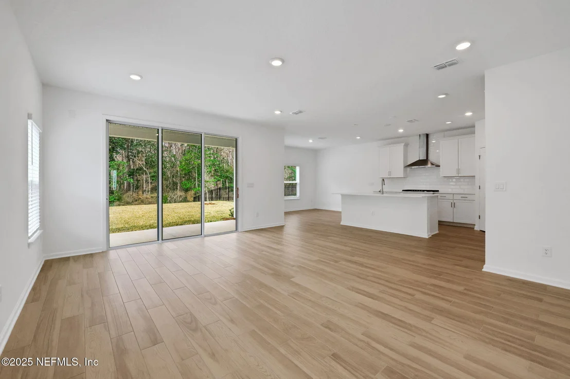 Photo of 486 FARMFIELD Drive