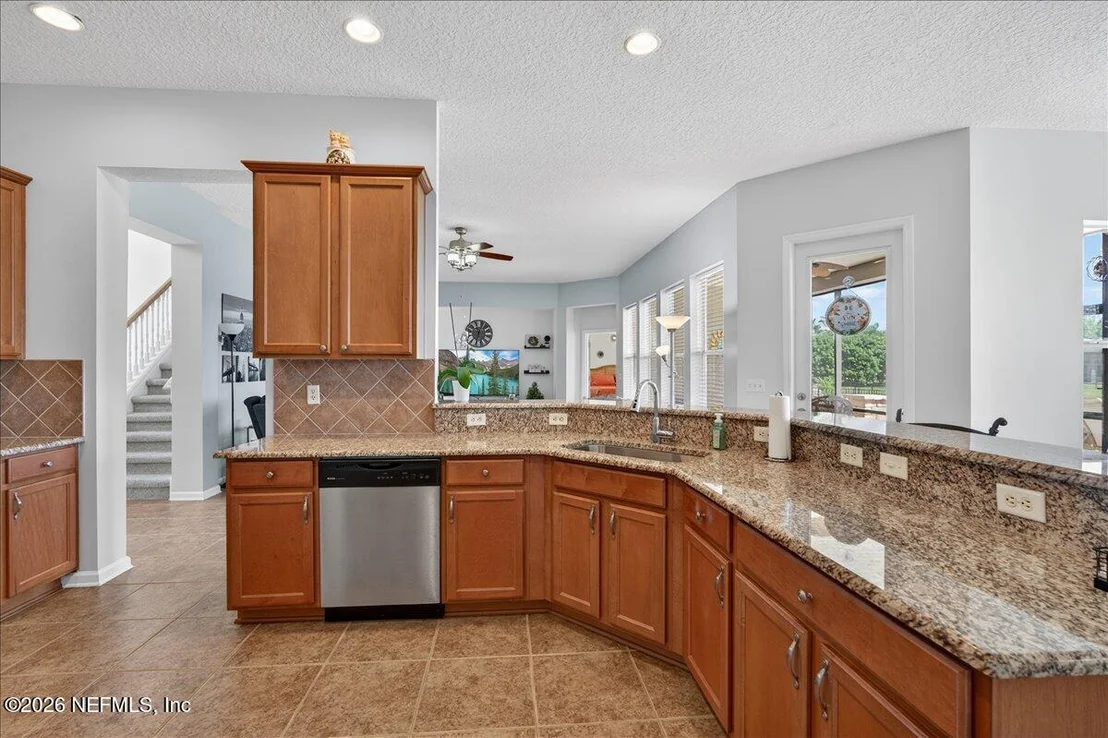 Photo of 316 TAVISTOCK Drive