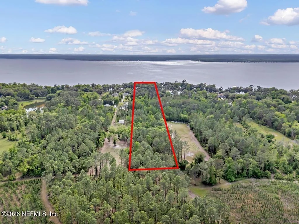 Photo of 124 RIVER PLANTATION Road N