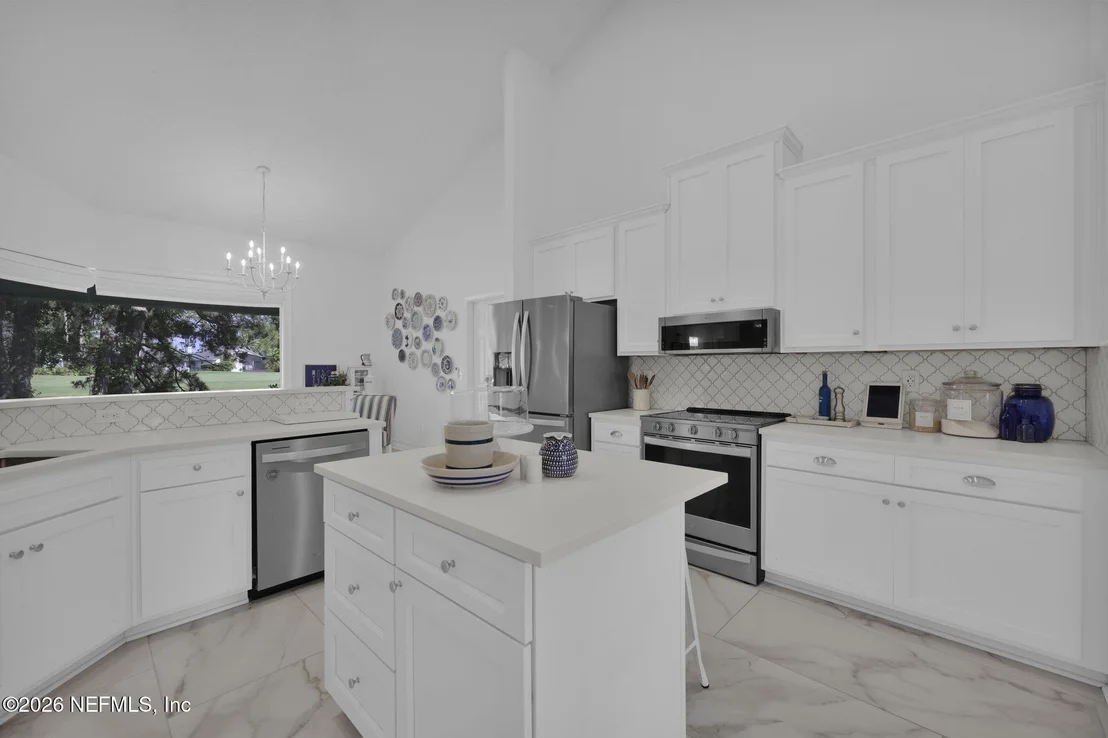 Photo of 2290 EAGLE HARBOR Parkway