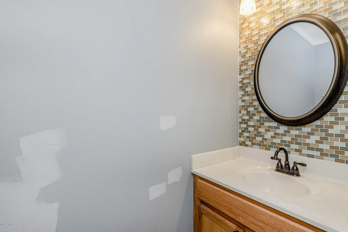 Photo of 4016 HALF MOON Circle