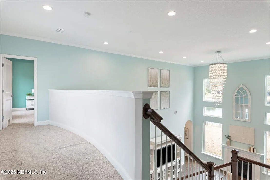 Photo of 592 OUTLOOK Drive