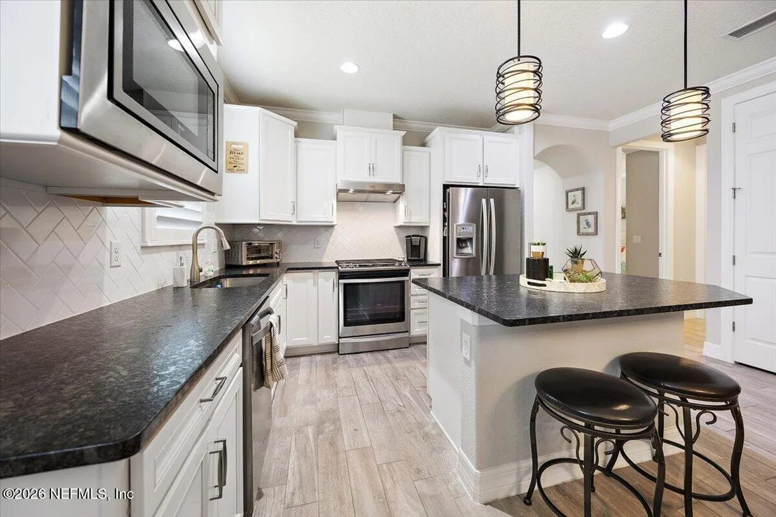 Photo of 86 ROCK SPRING Loop