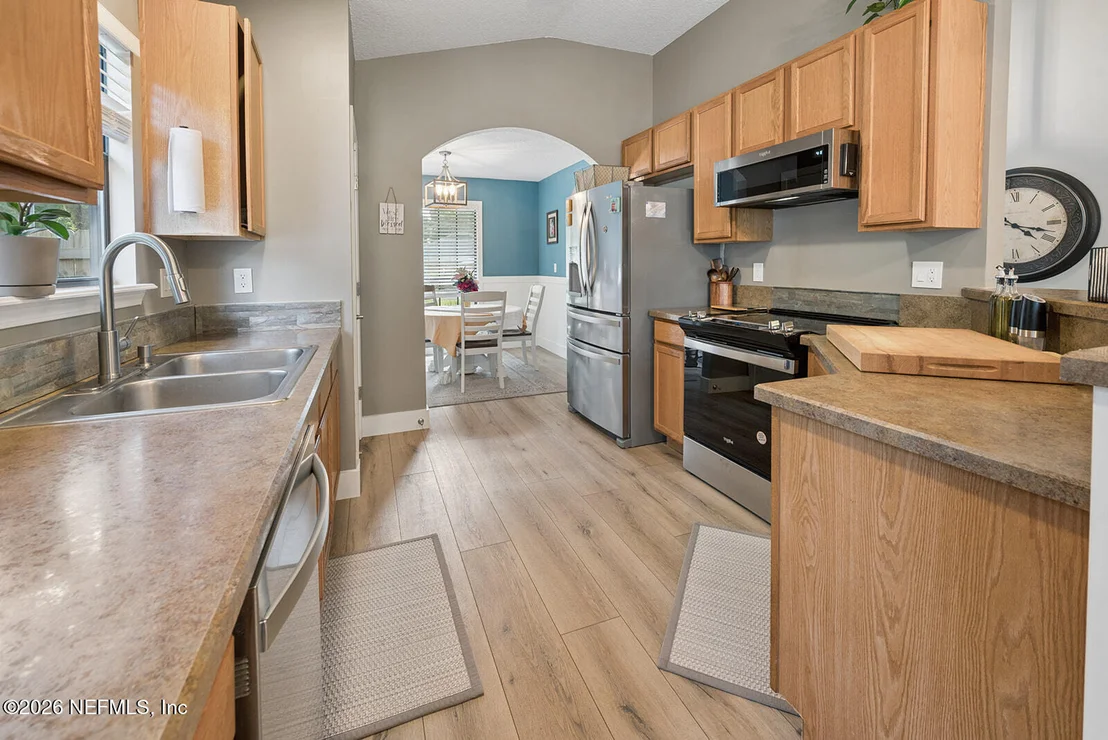 Photo of 424 JEFFERSON Avenue