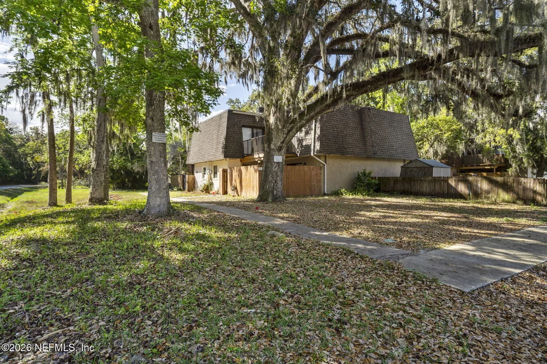 Photo of 69 SPRINGWOOD Square