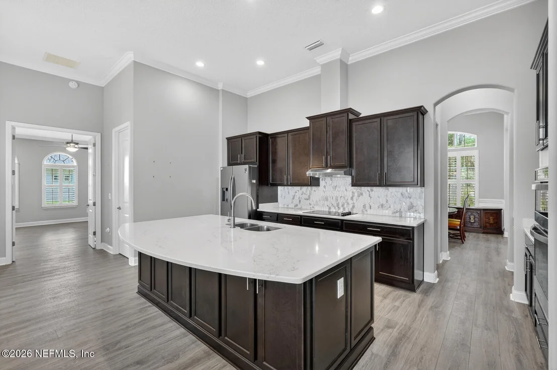 Photo of 10111 COUNTY ROAD 13 N
