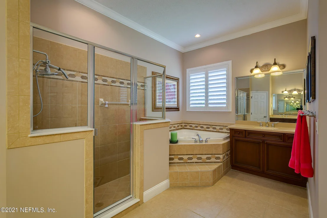 Photo of 1607 SILVER LEAF Way