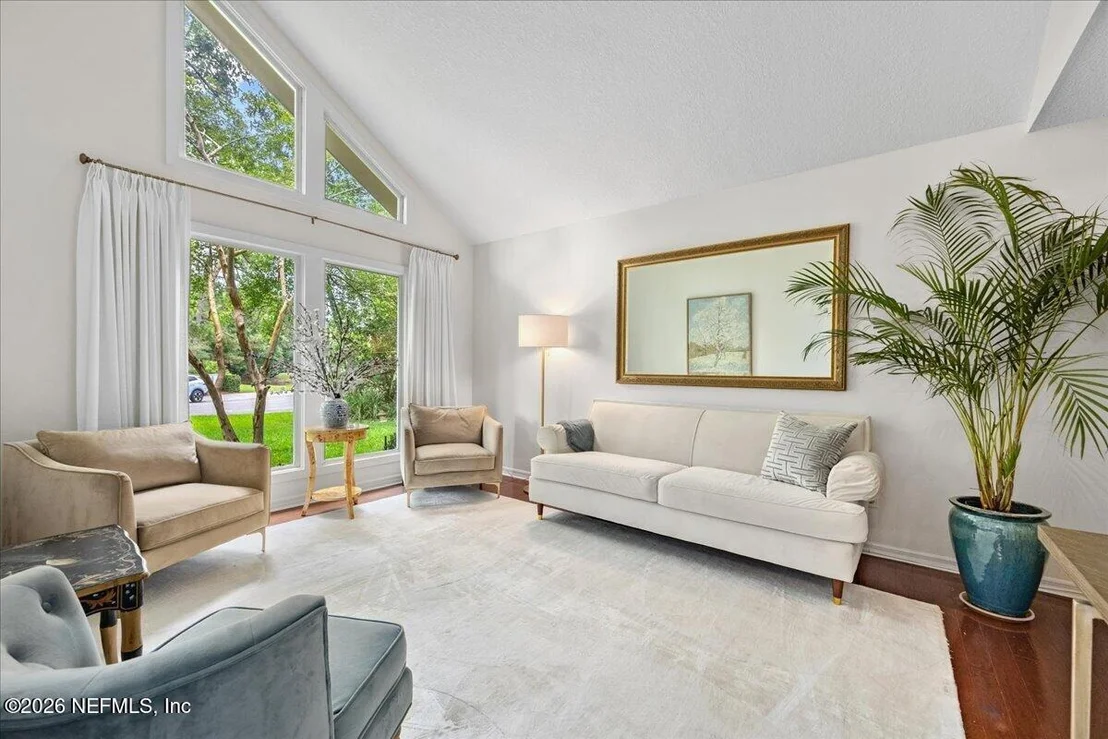 Photo of 8176 BLUE JAY Lane