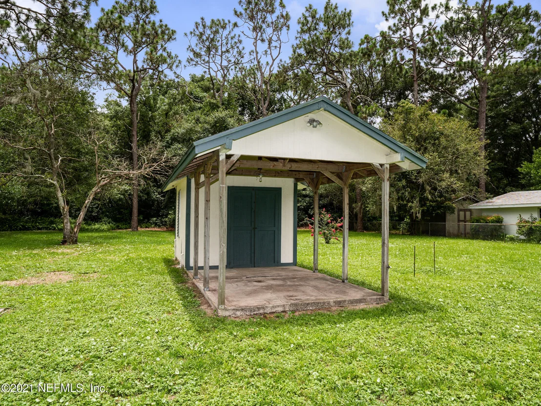 Photo of 9738 DOOLITTLE Road