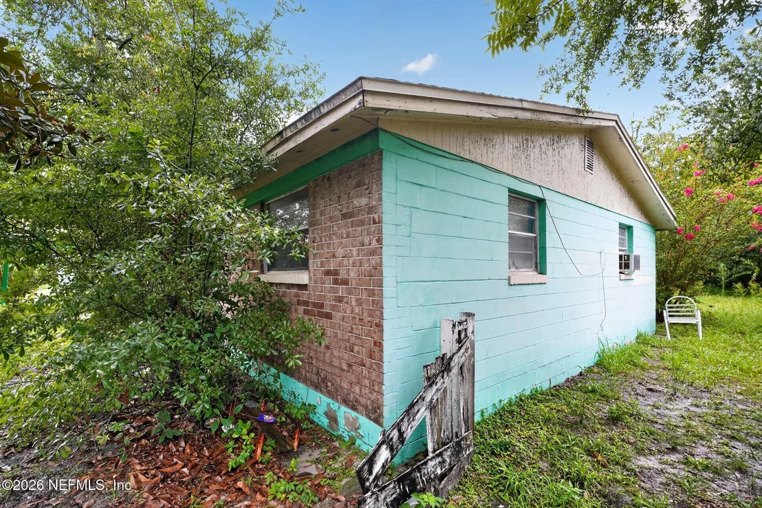 Photo of 4915 CHIVALRY Drive
