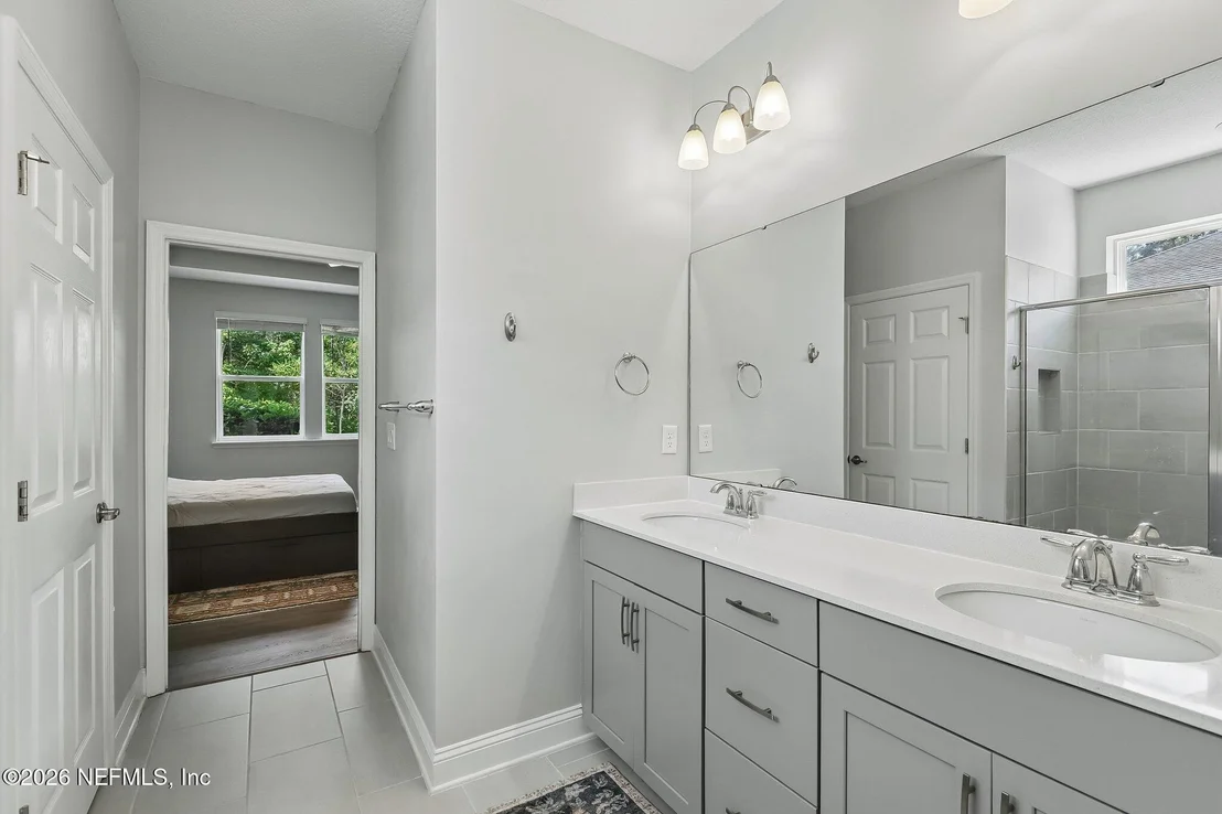 Photo of 32 KEENELAND Road