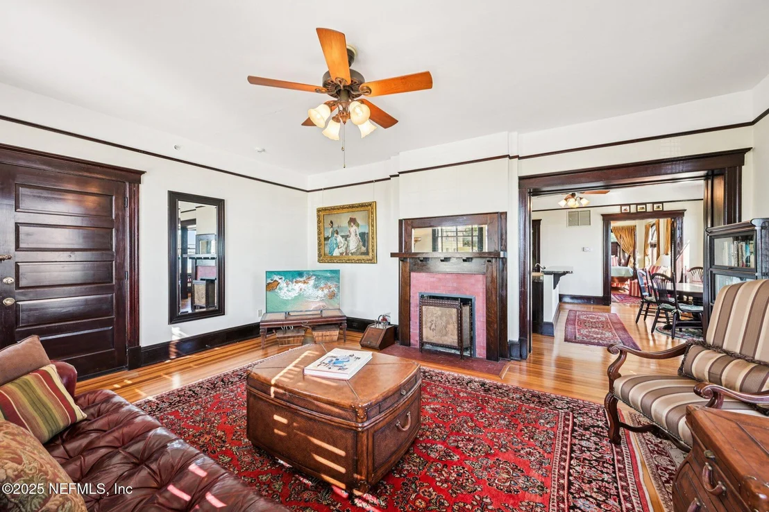 Photo of 178 AVENIDA MENENDEZ