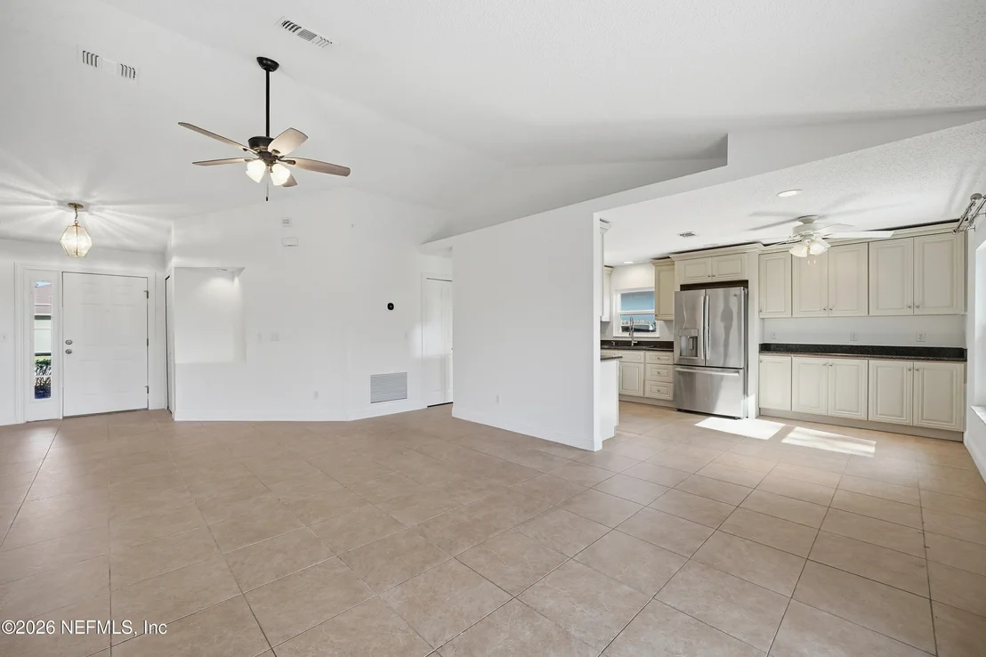 Photo of 305 ISLAND LANDING Drive
