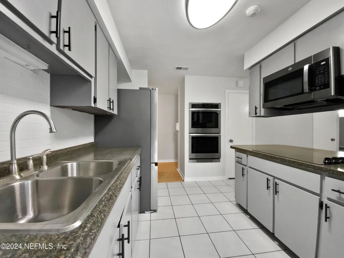 Photo of 2524 WOOLERY Drive