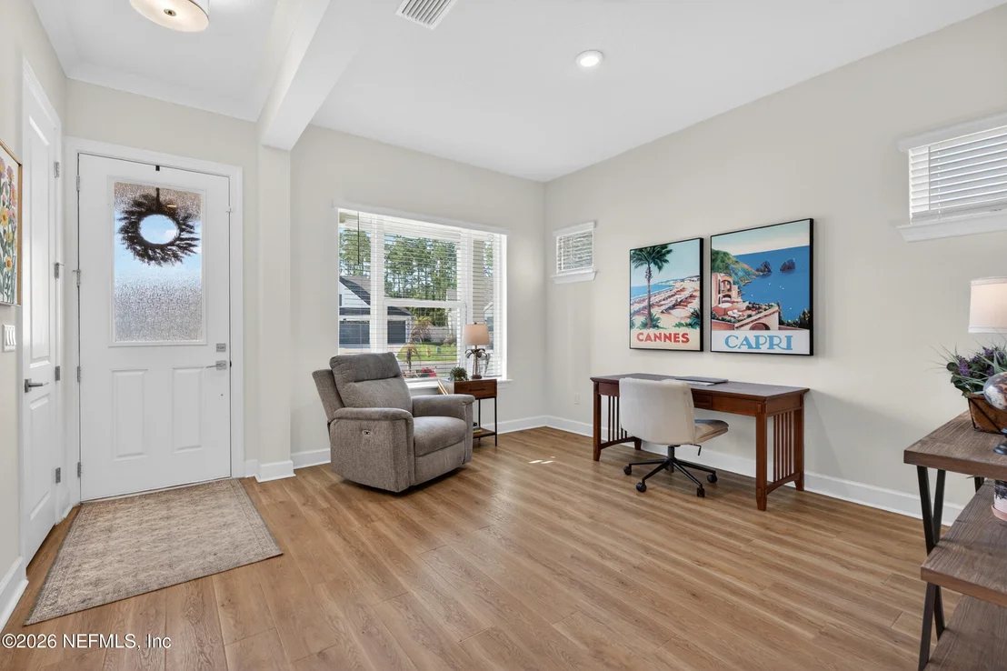 Photo of 164 OLD HALE Way