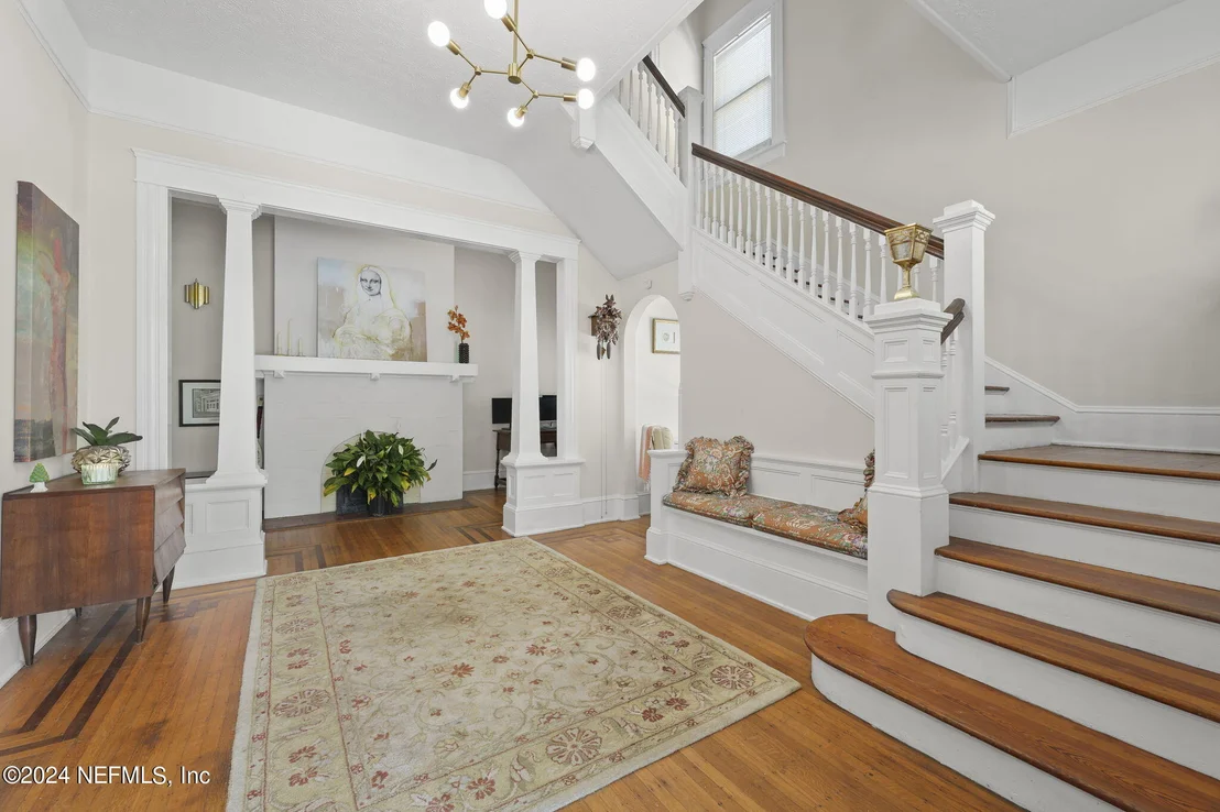Photo of 2772 RIVERSIDE Avenue