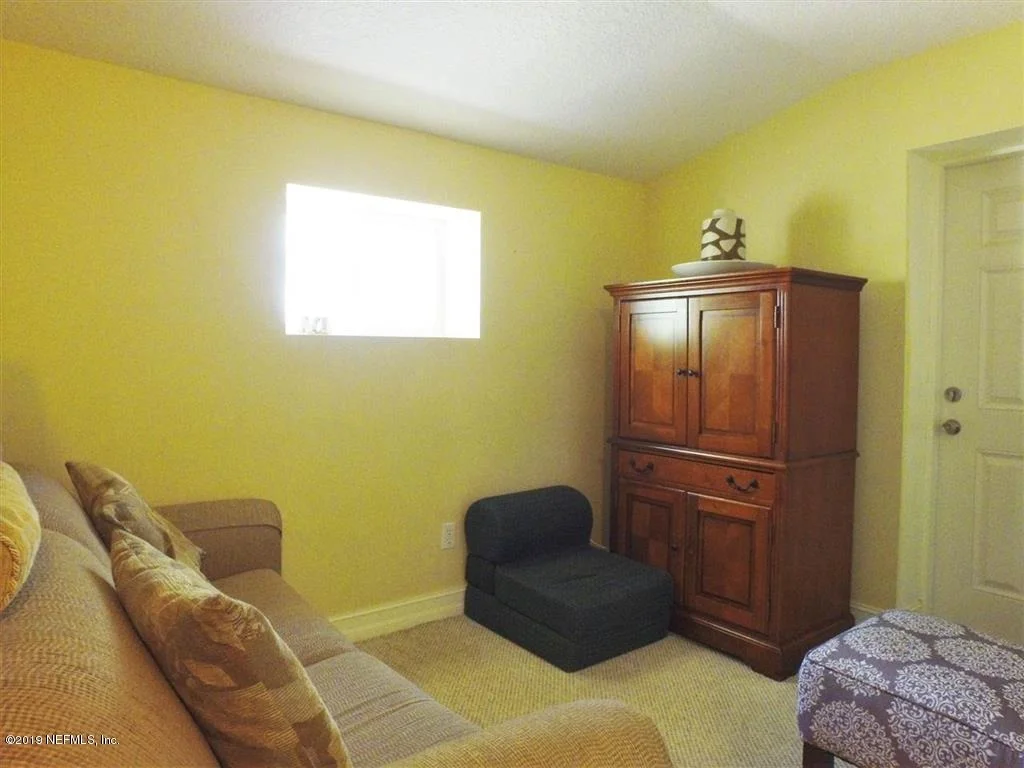 Photo of 127 DEHAVEN Street