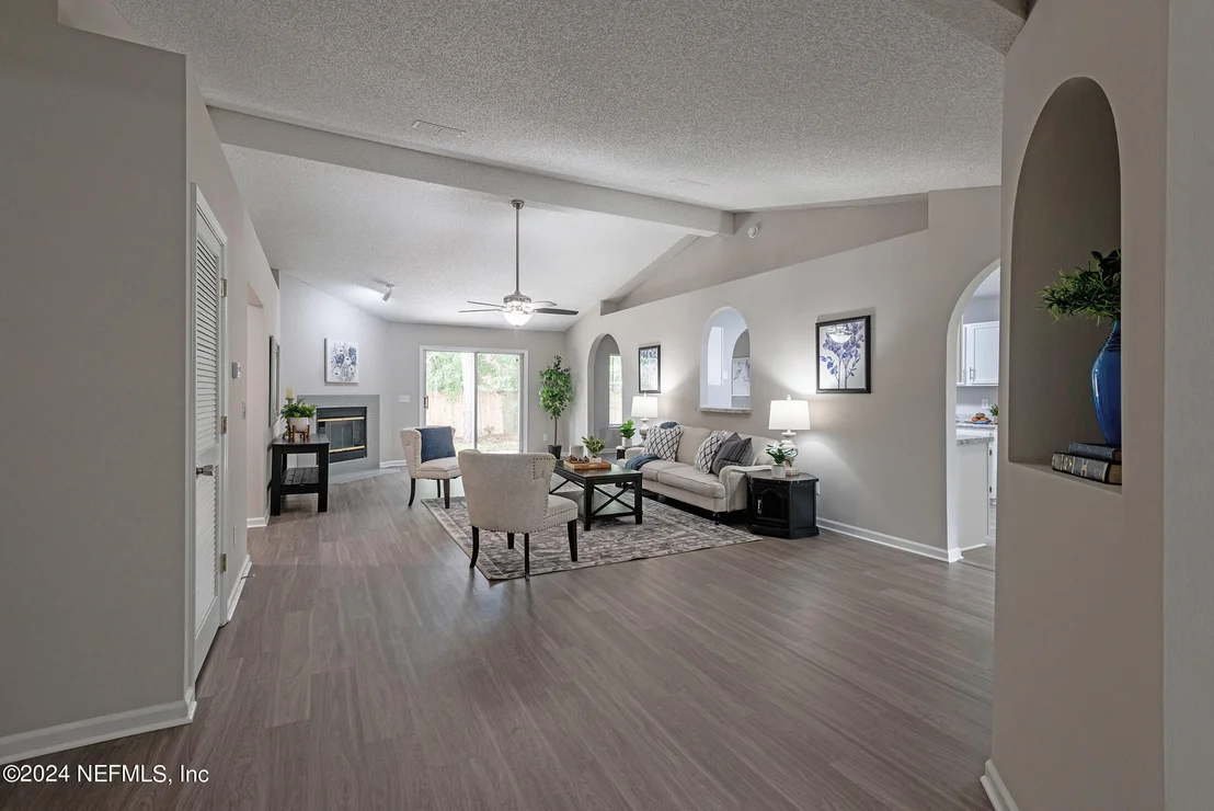 Photo of 6402 CHECKMATE Lane