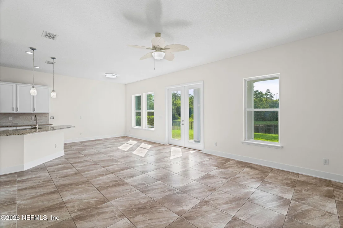 Photo of 620 HOWLAND Drive