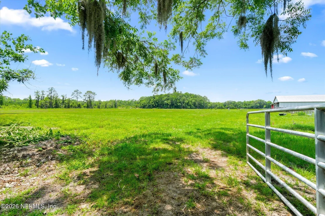Photo of 786 W RIVER Road
