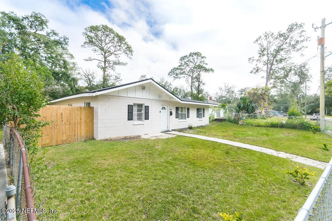 Photo of 3793 FREEMAN Road