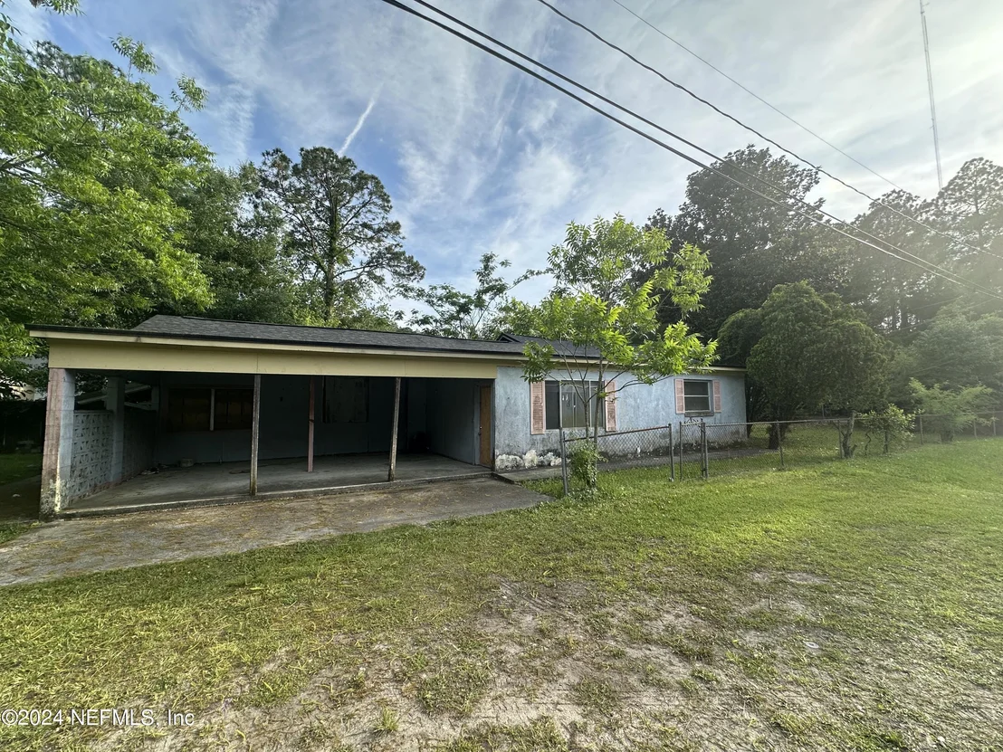 Photo of 4451 LINDER Avenue