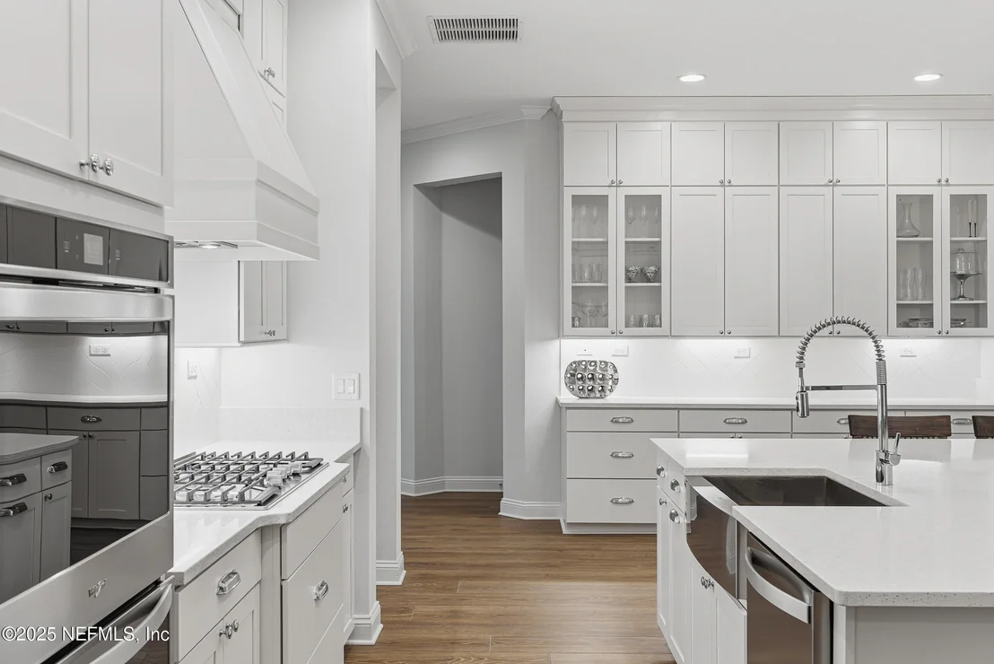 Photo of 375 KIRKSIDE Avenue
