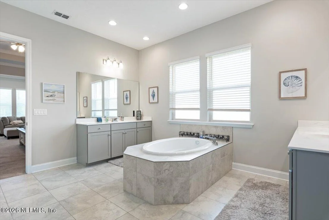 Photo of 148 TOTTEN Way