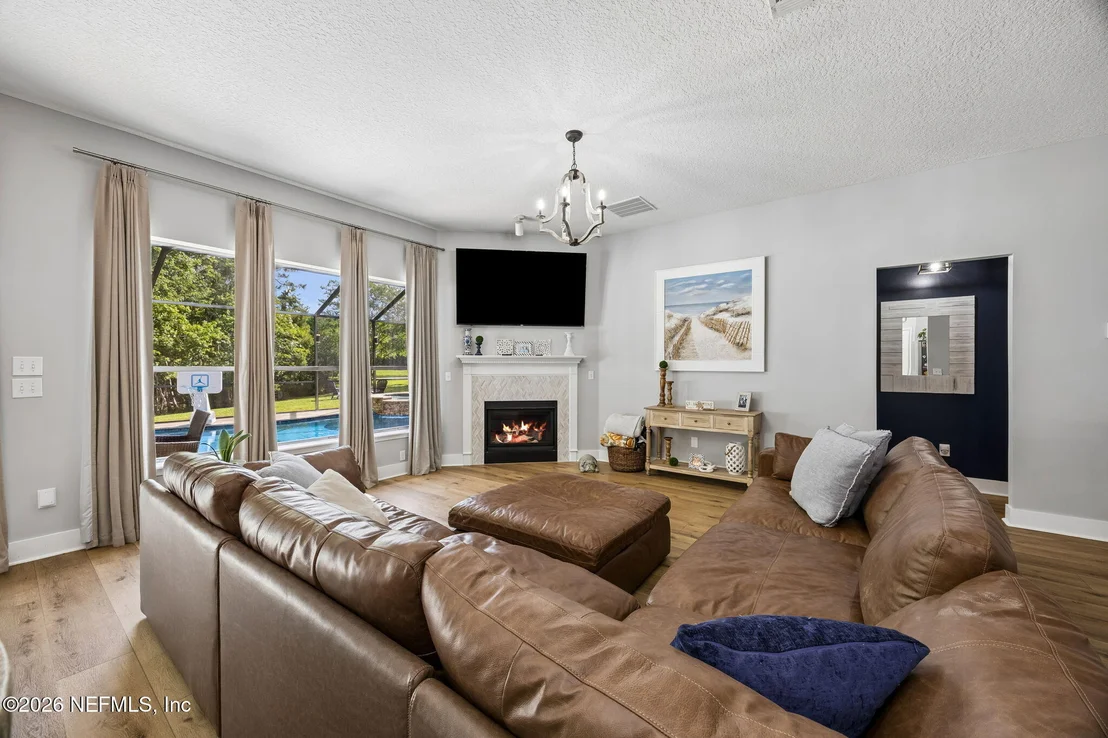 Photo of 757 FLOWERS Street