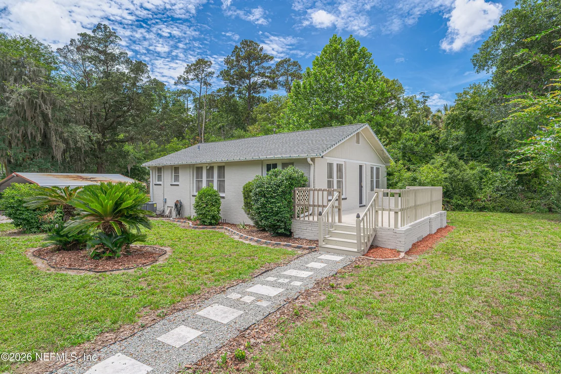 Photo of 6048 BARTRAM Road S