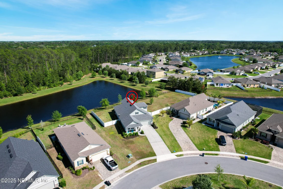 Photo of 695 SANDSTONE Drive