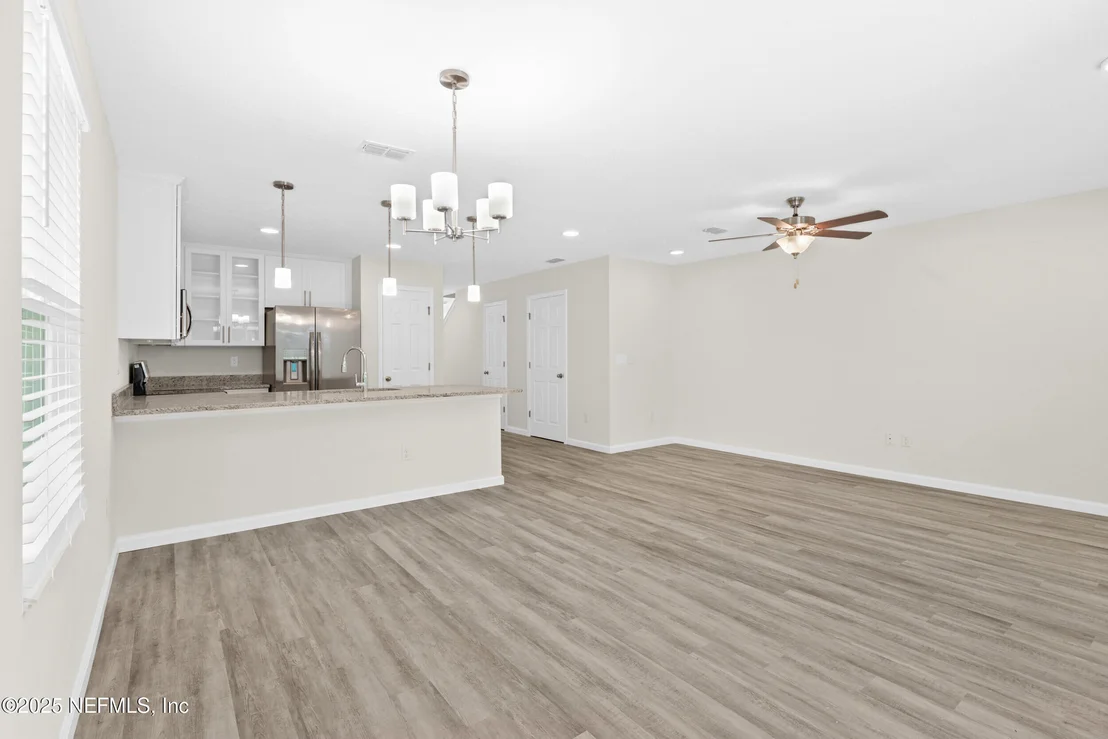 Photo of 8198 DANDY Avenue