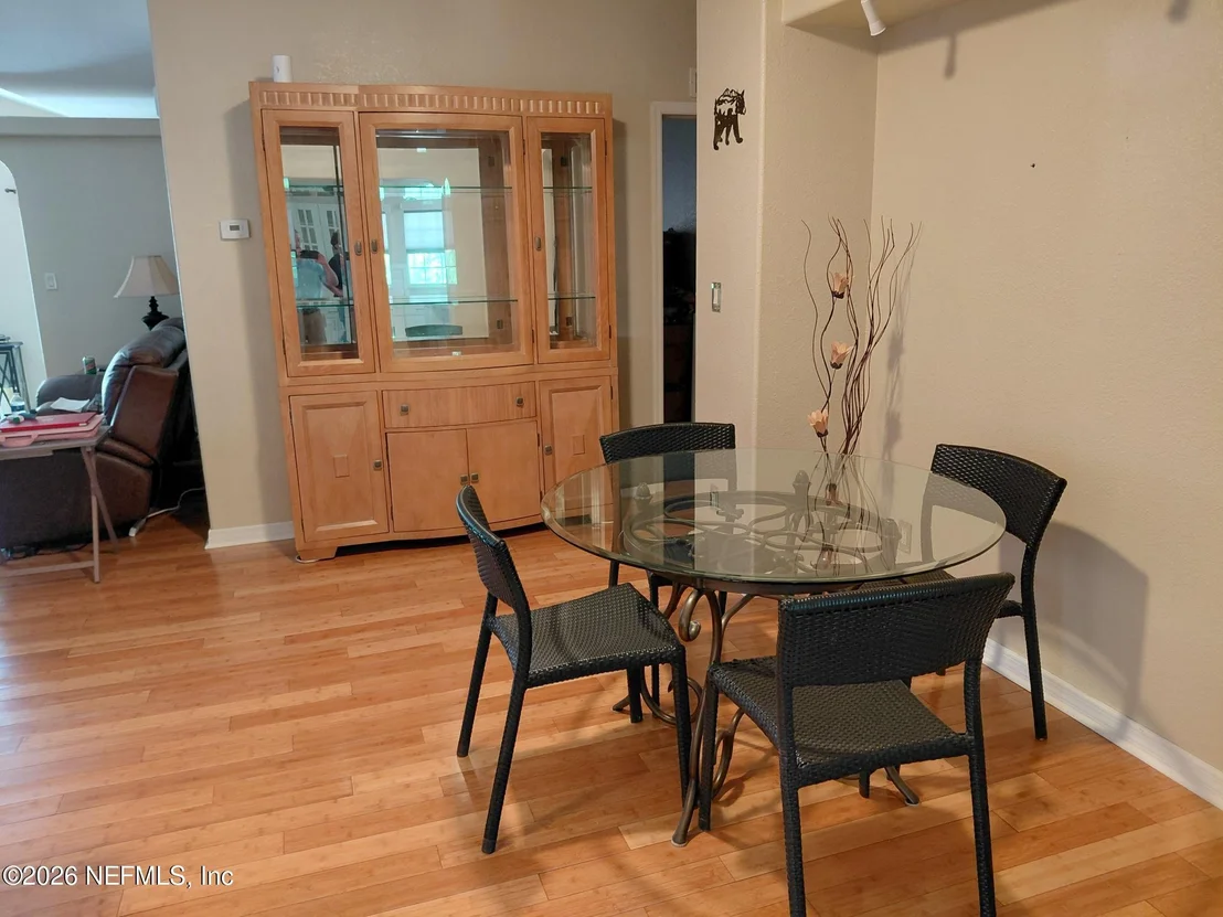 Photo of 118 ROBIN Road