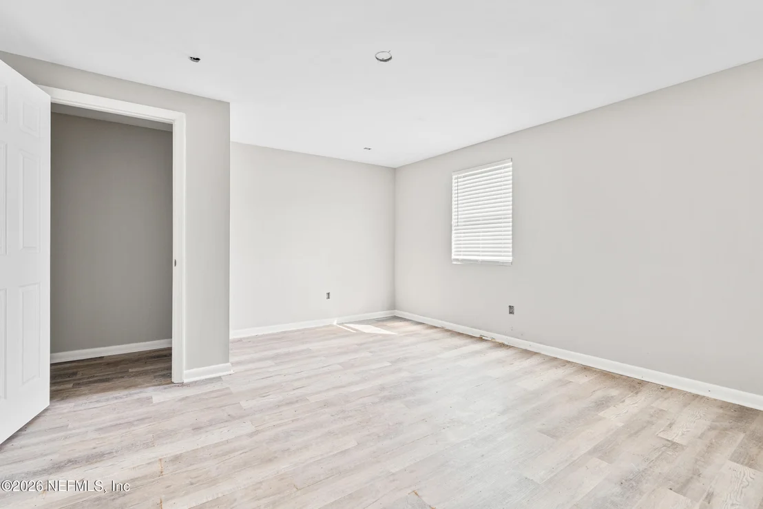 Photo of 5764 HECKSCHER Drive